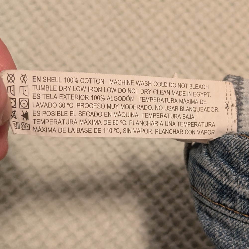 Forever 21 Women's Blue Distressed Jeans - Picture 4 of 4